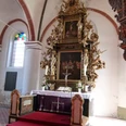 St. Severi Kirche Otterndorf Prunkvoller Altar der St. Severi-Kirche Otterndorf mit vergoldeten Verzierungen und biblischen Darstellungen