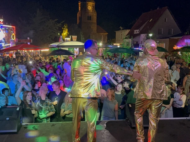 Rehmer Markt_C_B_Bolte.JPG