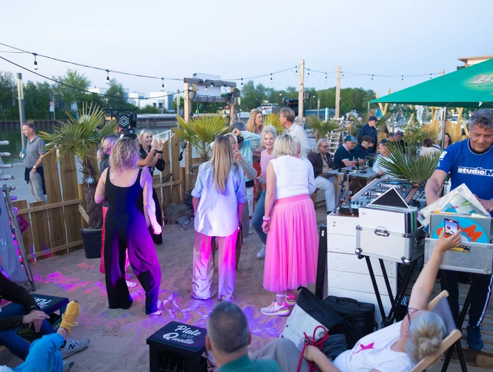 LI-MAN 59-3_C_Alakara.jpg