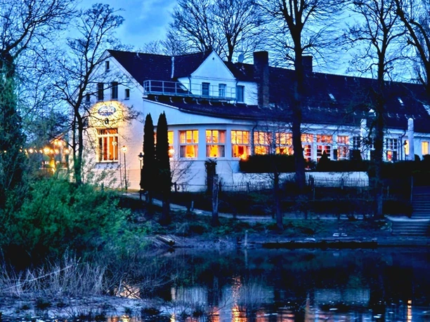 Historisches Gasthaus am Wasser