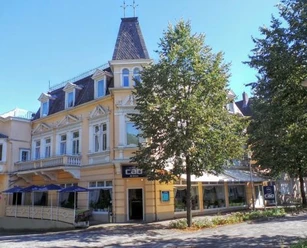 chinesisches-restaurant-cao-aussen-p3afzqqaz1dvxpp0i94ci9n4b3oyja80bsirev72oo.jpg