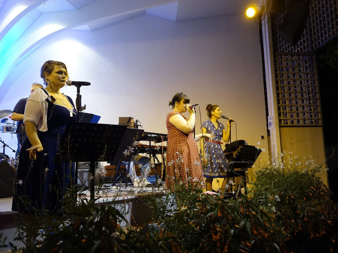 Cream-Cake.jpg Band Cream Cake bei Liveauftritt in Bad Aibling