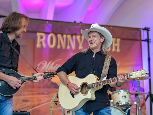 Ronny-Nash.jpg Countrymusiker Ronny Nash live in Bad Aibling