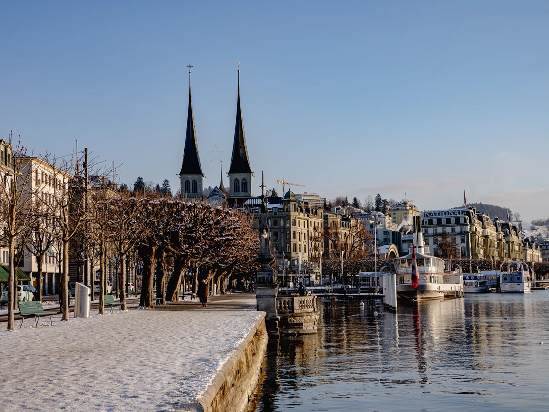 Seepromenade im Winter