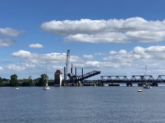 Brücke Lindaunis Andrea Simons Schleibereisung 2022 (2) - Kopie.JPG