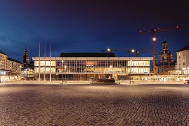 Kulturpalast Dresden Außenansicht
