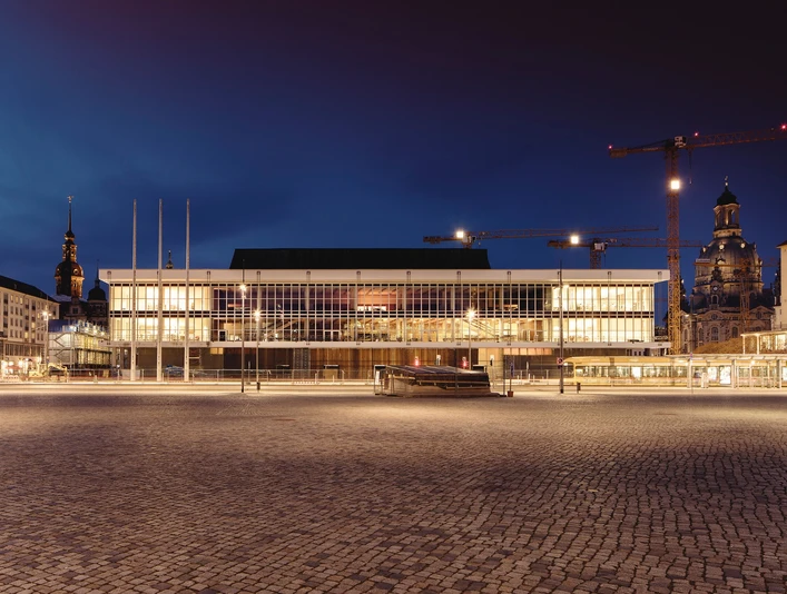 Kulturpalast Dresden Außenansicht