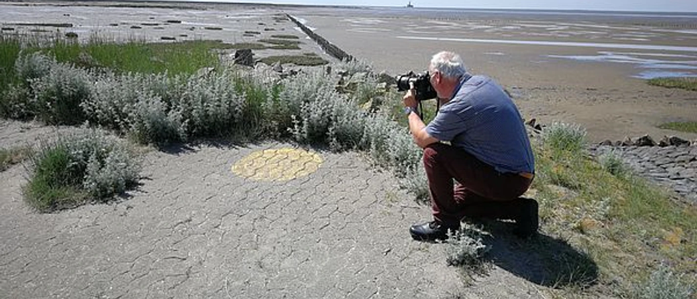 Fotografiekurs in Friedrichskoog Harald Rothe fotografiert die Landschaft Friedrichskoog