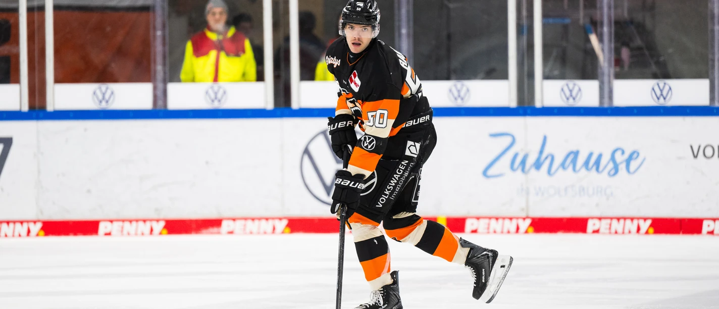 Grizzlys Wolfsburg City-Press GmbH.jpg Julius Ramoser