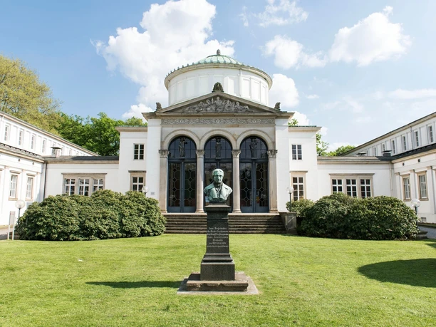 baadehaus I bartel.jpg