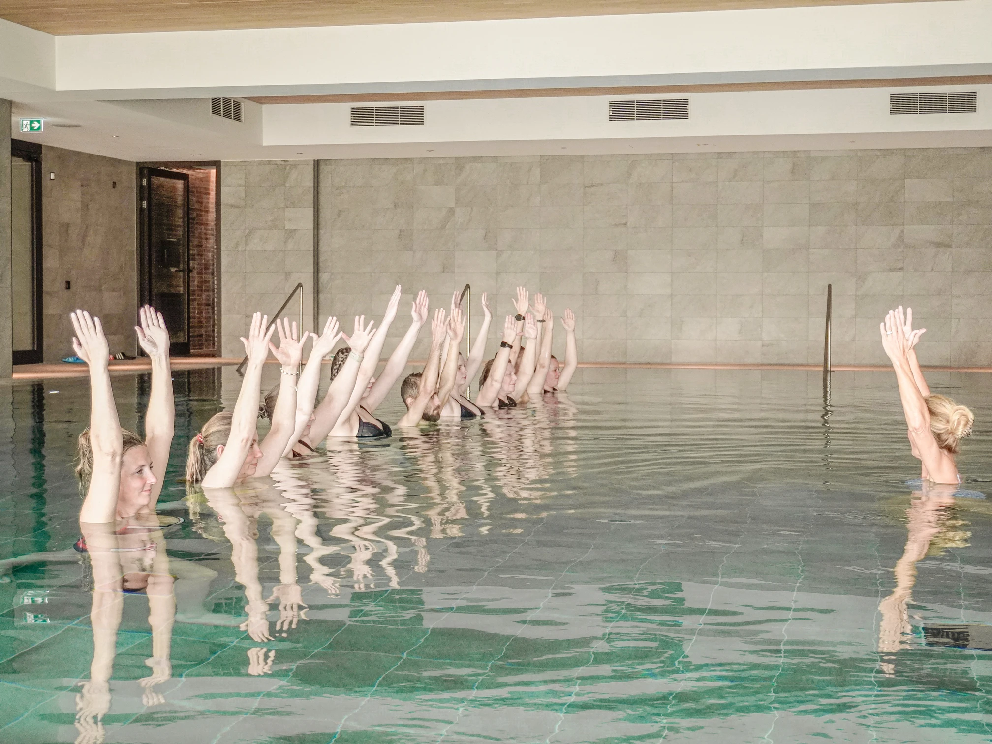 Wassergymnastik _ Yoga.jpg