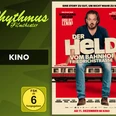 filmplakat-derheldvombahnhoffriedrichstrasse.jpg Filmplakat mit Mann auf U-Bahn-Wagen, roter Hintergrund, Titel Der Held vom Bahnhof Friedrichstraße