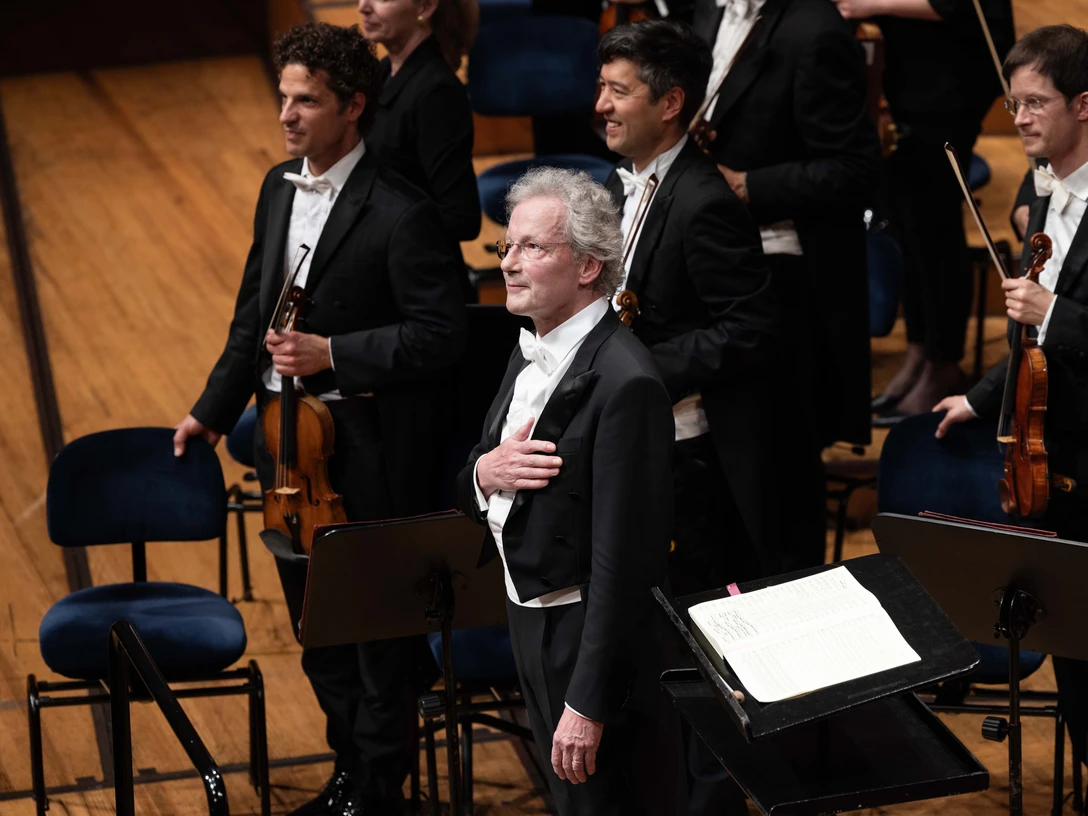Franz Welser-Möst mit dem Lucerne Festival Orchestra © Manuela Jans/Lucerne Festival