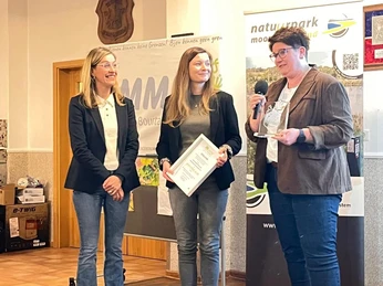 Erfreut über den herzlichen Empfang und die Würdigung mit dem IMME Preis bedankte sich das Vortrags-Trio aus der Geschäftsstelle..jpg