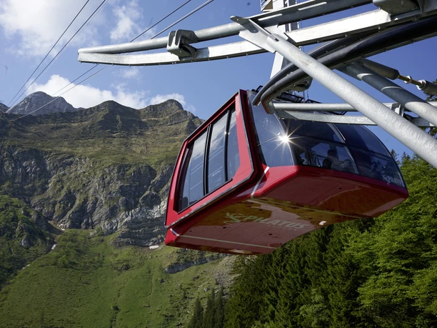 Dragon Ride" aerial cableway