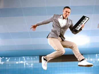 Kabarett auf Juist: "Der Liebesalgorithmus" - Andreas Langsch.jpg Kabarett auf Juist: "Der Liebesalgorithmus" - Andreas Langsch