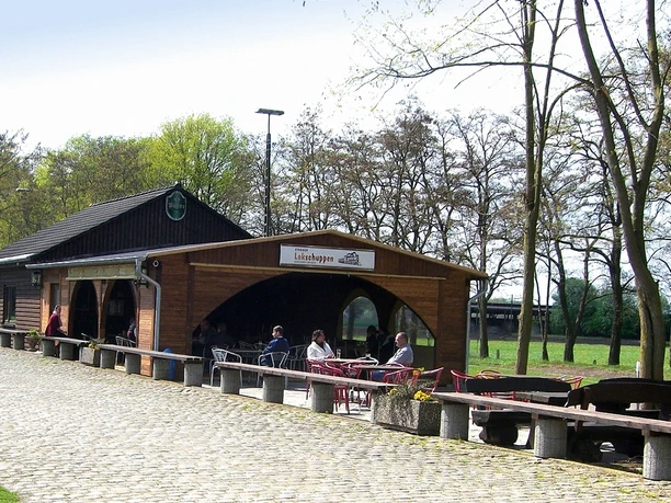 Außenterrasse Ströher Lokschuppen