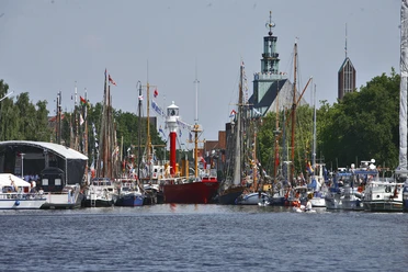 delftfest_emden View of the Delft during the Delft Festival