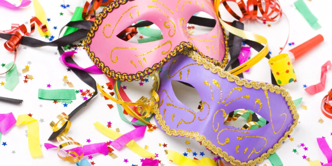 Masken-Karneval-Konfetti-830x553.jpg