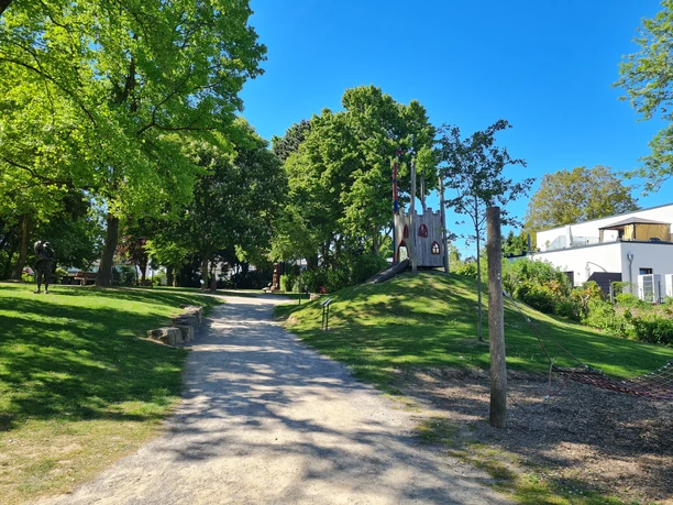 Sagenhafter Bürgerpark Melle.jpg