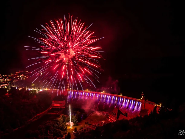 Feuerwerk Sperrmauer