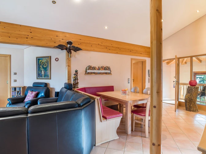 Photo, INSIDE, OUTSIDE