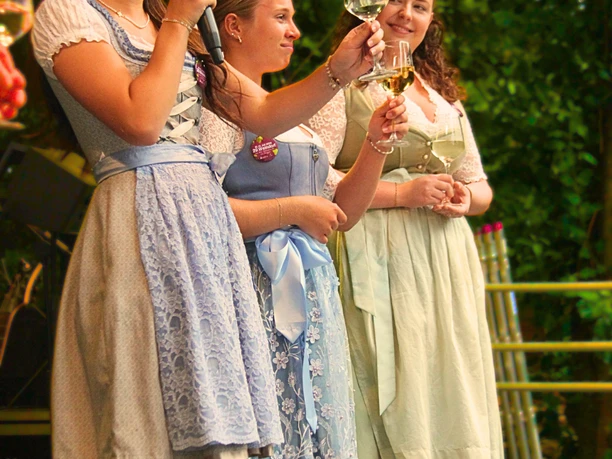 Weindorf an der Totenkirche