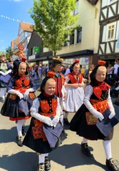 Rotkäppchen beim Umzug der Salatkirmes
