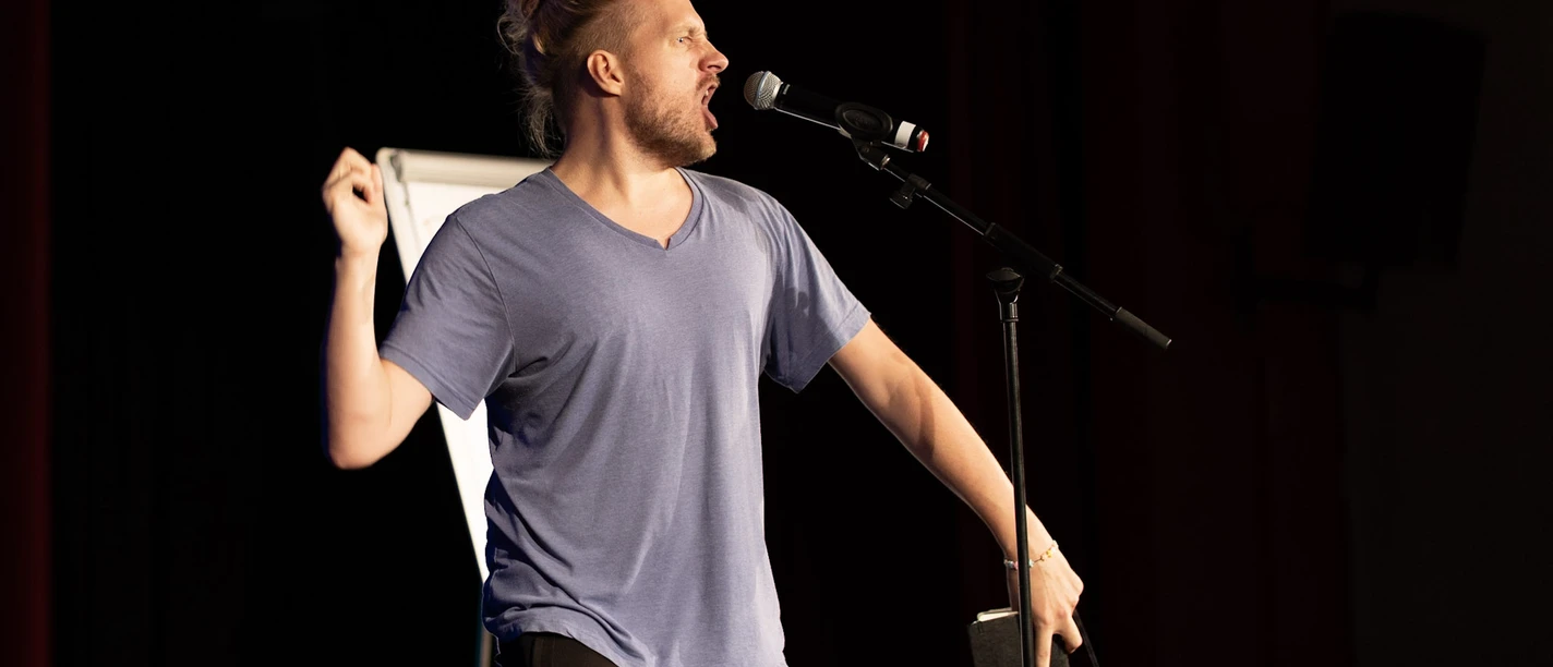 Poetry Slam_Foto 3_Carsten Mewes-Arnold.jpg