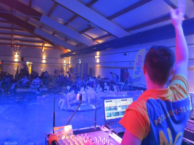 Poolpary mit dem Zephyrus Discoteam im Delphino Poolpary mit dem Zephyrus Discoteam im Delphino