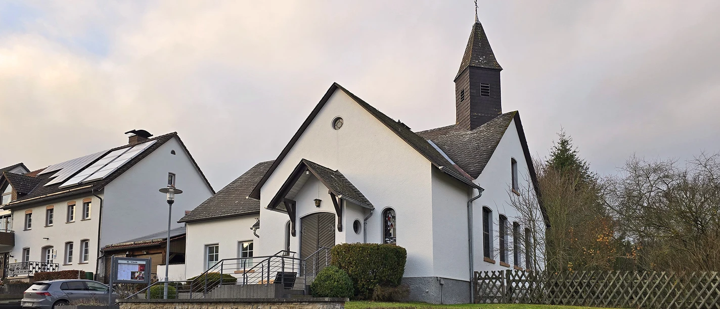Kirche-kath-Niederschleidern-quer-web.jpg