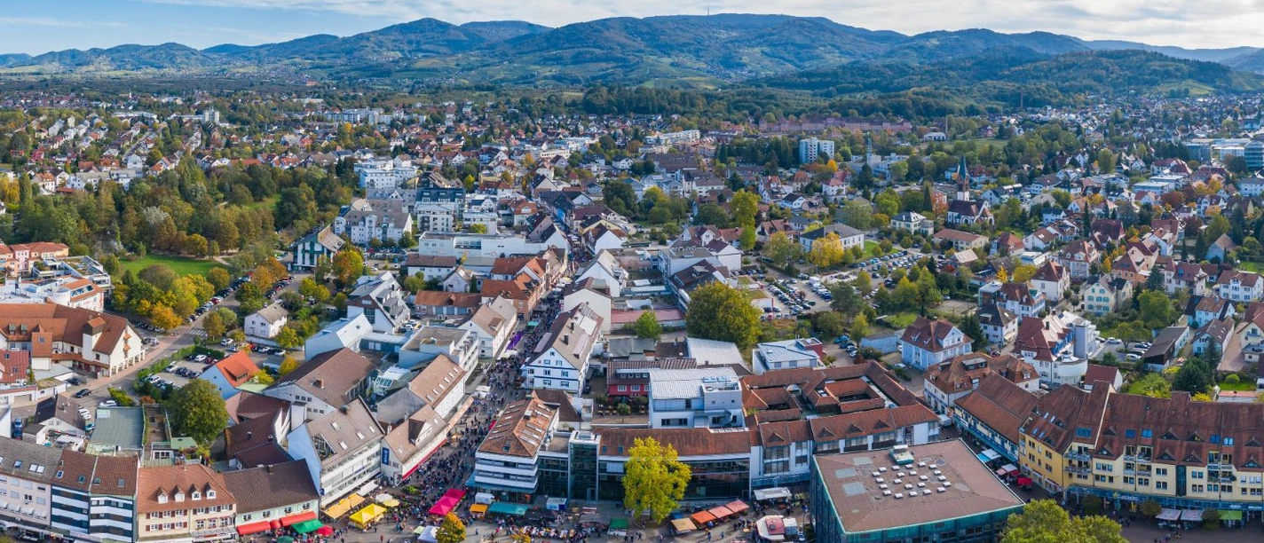 das Zentrum von Achern von oben