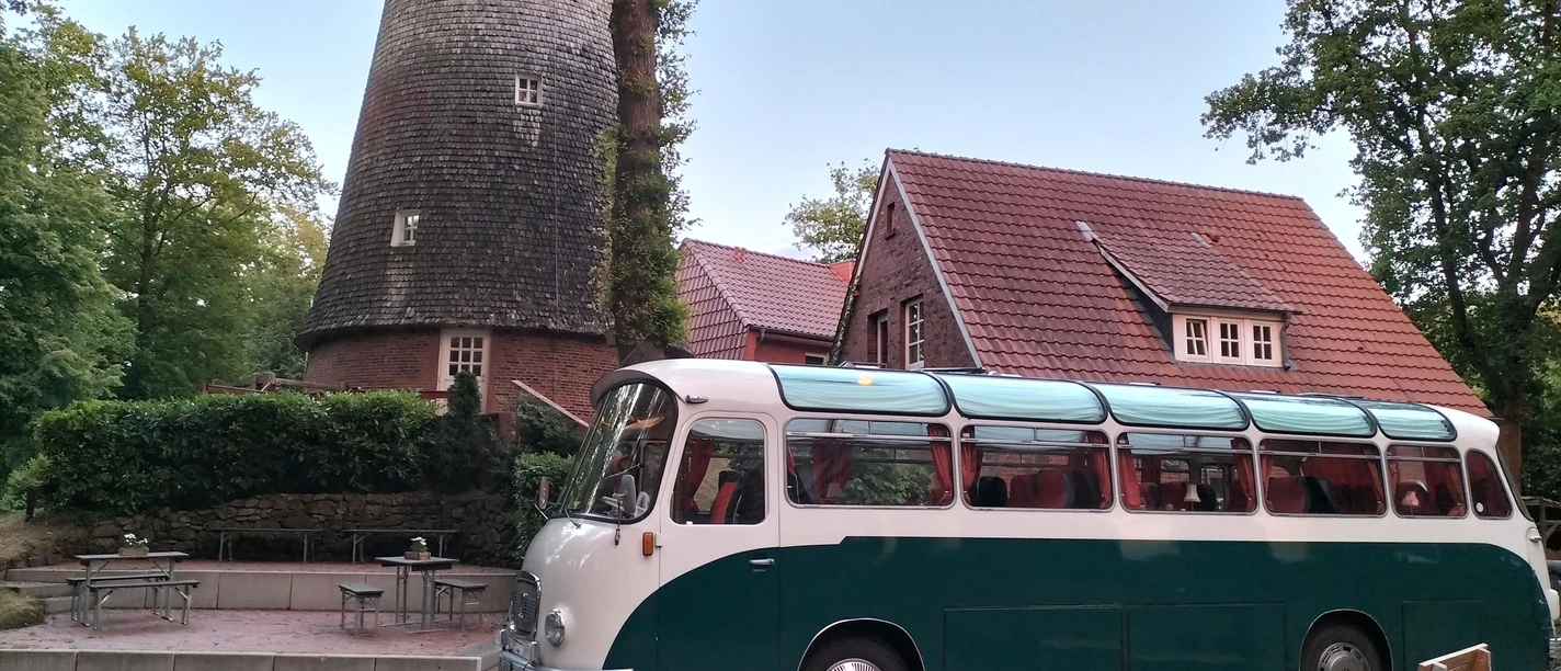 Oldtimerbus1 CR W. Bernzen.jpg