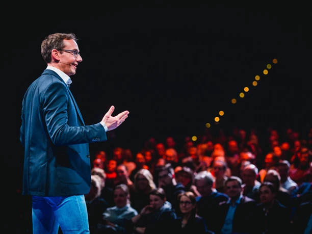 Matthias Herzog_live.jpeg