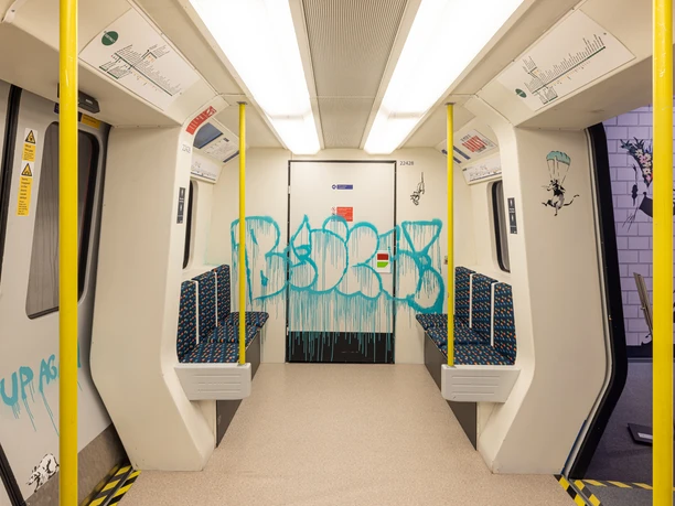 Mystery_of_Banksy_09_(c)Dominik Gruss.jpg