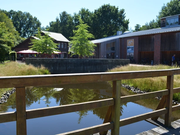 Emsland Moormuseum Brücke Gemeinde Geeste.JPG
