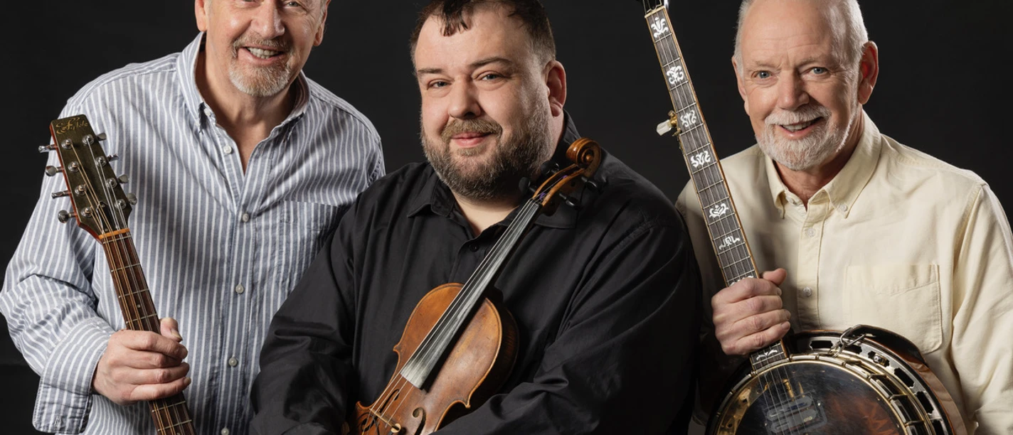 Ronnie MacDonald, Grant Simpson, Dave Gilfillan von links - Foto - Toby Long.jpeg Ronnie MacDonald, Grant Simpson, Dave Gilfillan von links