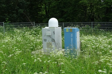 Radargeraet und Ceilometer