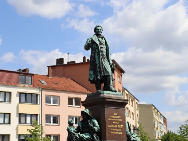 IMG_6519 (c) Taurean Reddeck_Erlebnis Bremerhaven_CC0-Lizenz_WEB.JPG Bürgermeister-Smidt-Denkmal