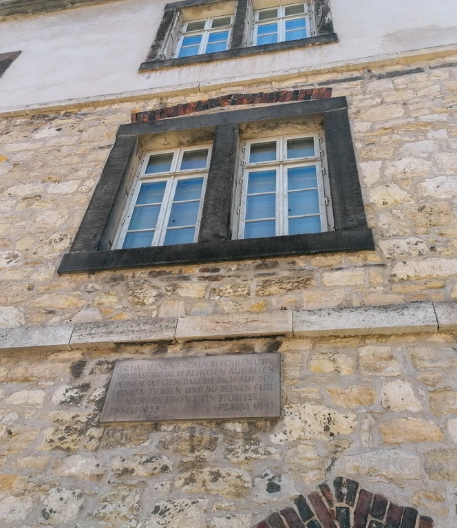 Fenstersturz Schloss Wolfsburg.jpg