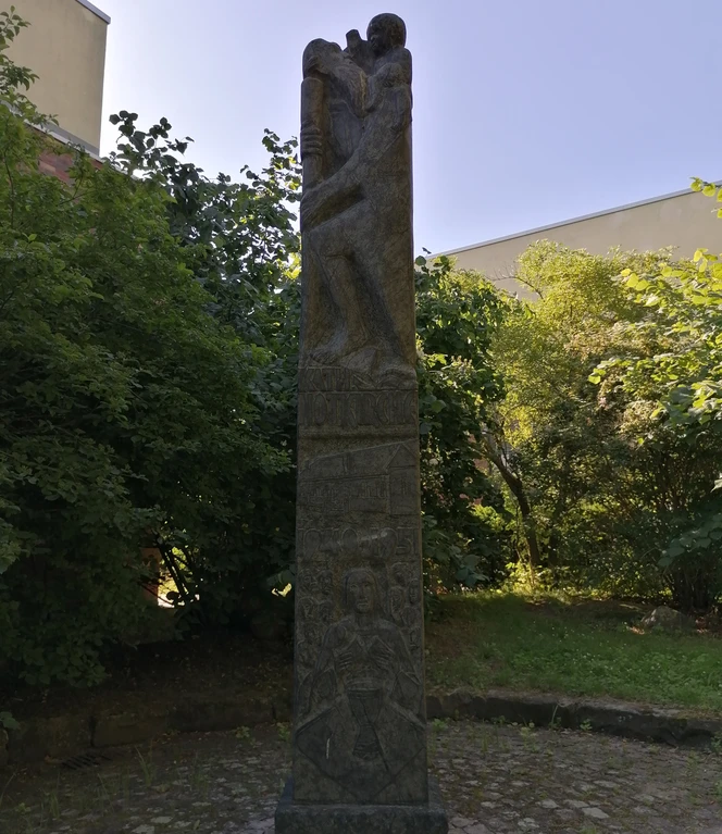 Stele Rothenfelde (1).jpg