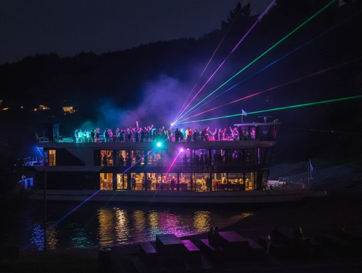 EMS-hennesee-Technoparty