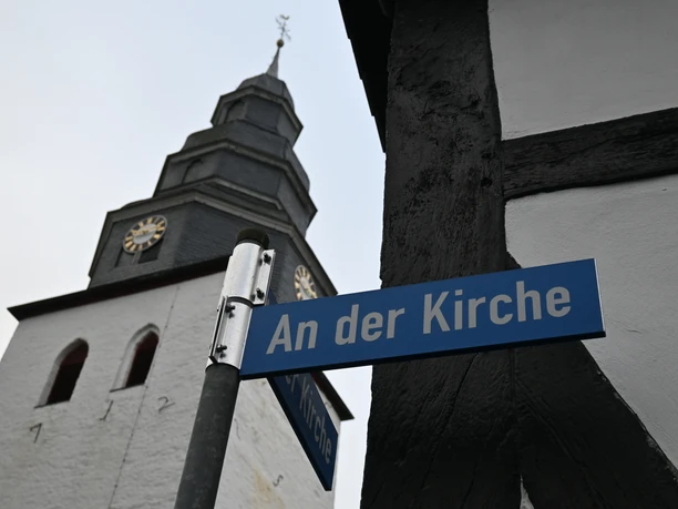 Eversberg - An der Kirche