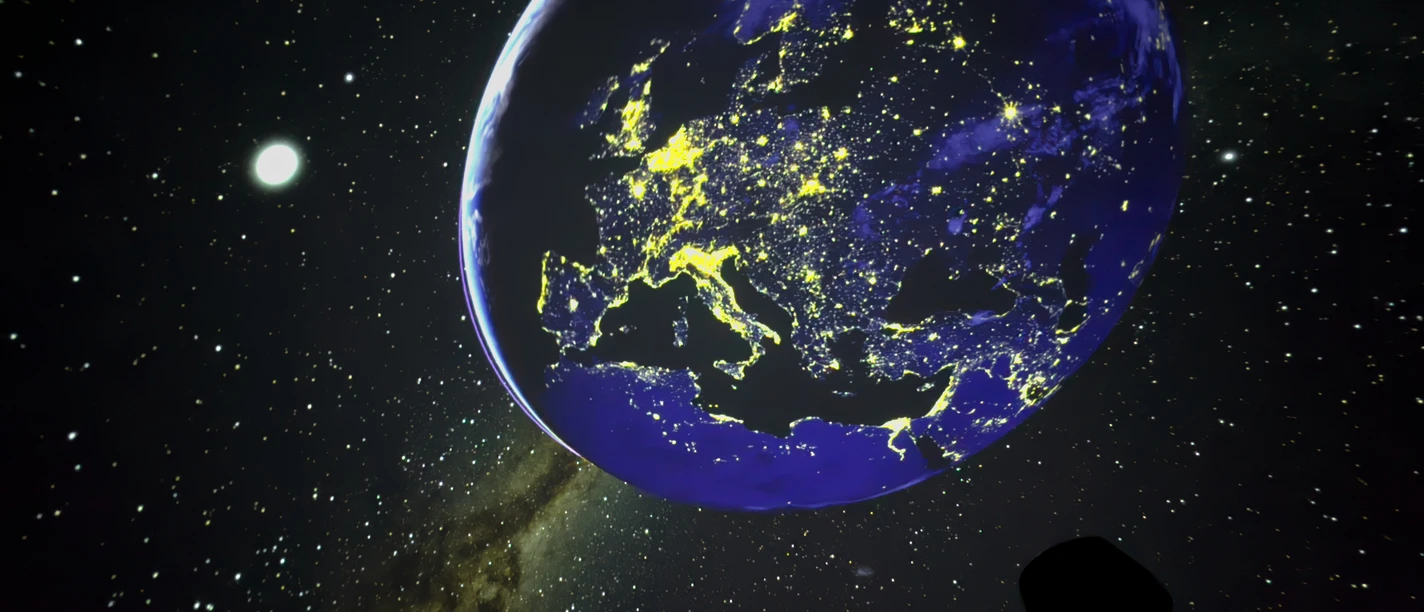 URANIA Planetarium Potsdam Blick auf die Erde im Urania-Planetarium Potsdam