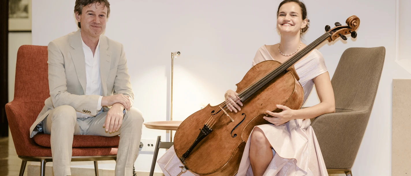 Raphaela Gromes & Julian Riem, Foto: Petra Hennemann Raphaela Gromes & Julian Riem, Foto: Petra Hennemann