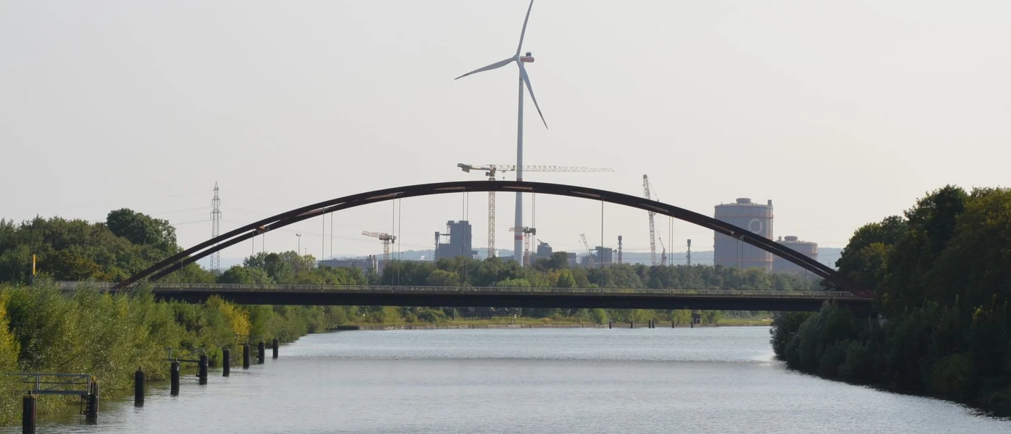 Stabbogenbrücke über den Salzgitter Stichkanal