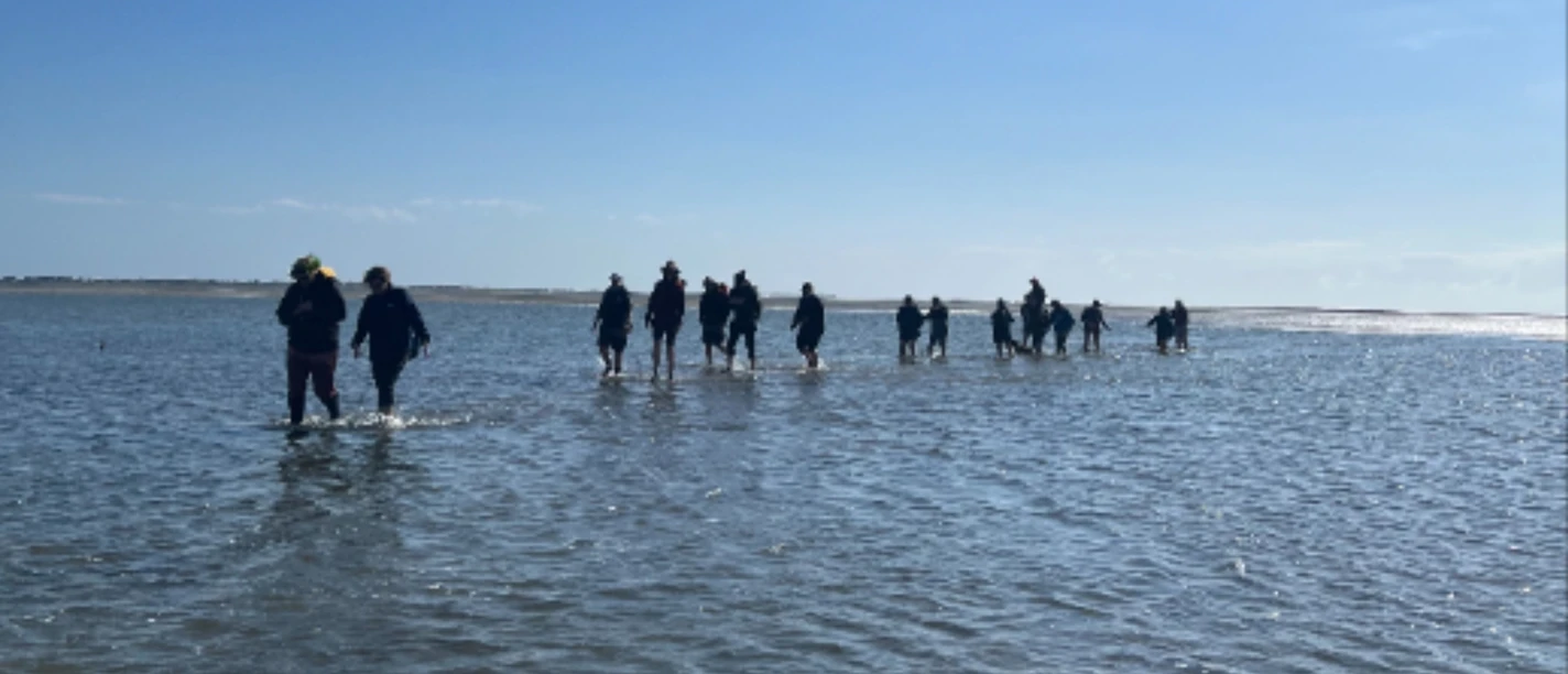 NP Wattwanderung zur Insel Spiekeroog Bild 1.jpg