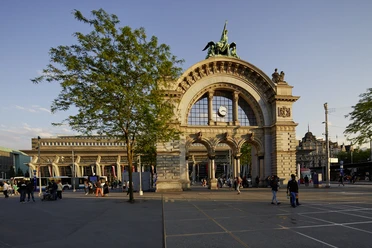 Archway at Lucerne railroad station