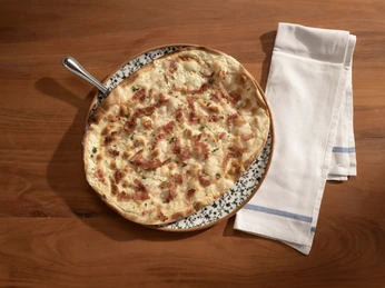 Schlossrued_Bistro_Flammkuchen.jpg
