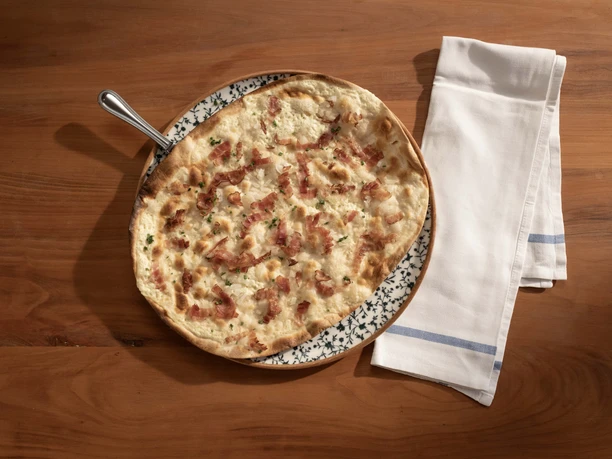 Schlossrued_Bistro_Flammkuchen.jpg